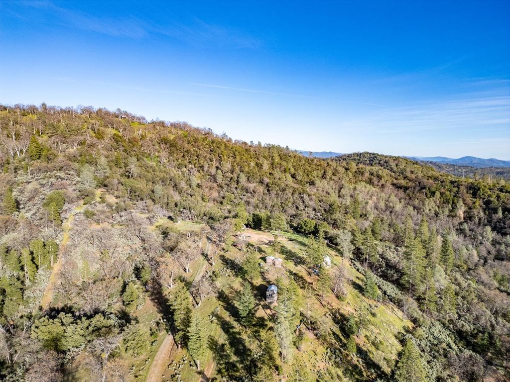Image 3 of property listing at 5314 Wilderness View Drive, Mariposa, CA 95338