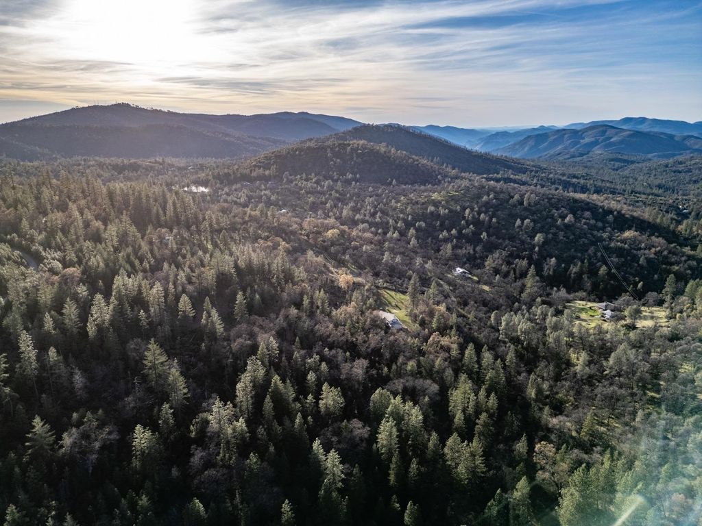 Image 44 of property listing at 5314 Wilderness View Drive, Mariposa, CA 95338