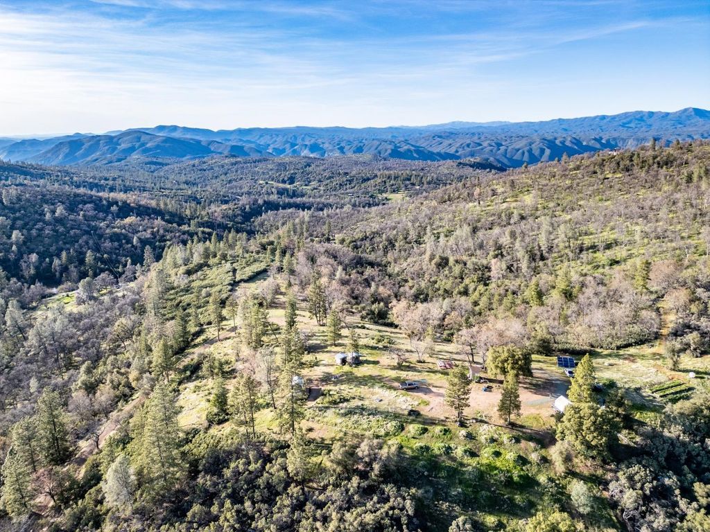 Image 6 of property listing at 5314 Wilderness View Drive, Mariposa, CA 95338