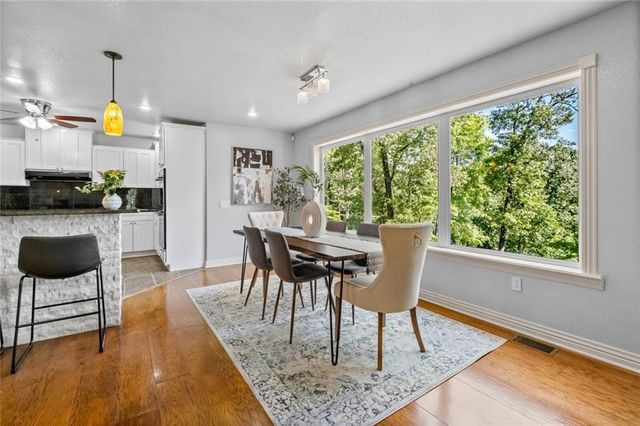 14222 Esculapia Hollow Road, Rogers, AR 72758