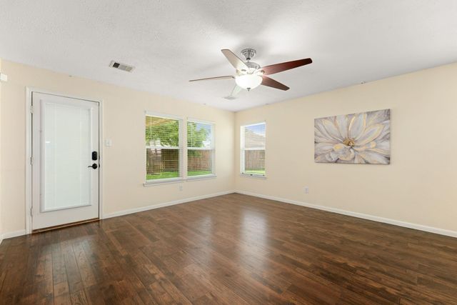 15906 Arapaho Bend Lane, Cypress, TX 77429