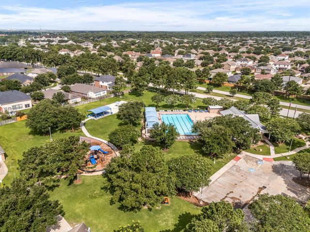 15906 Arapaho Bend Lane, Cypress, TX 77429