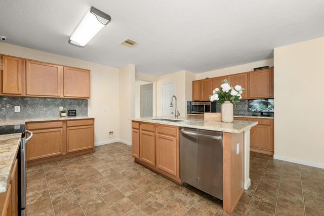 15906 Arapaho Bend Lane, Cypress, TX 77429