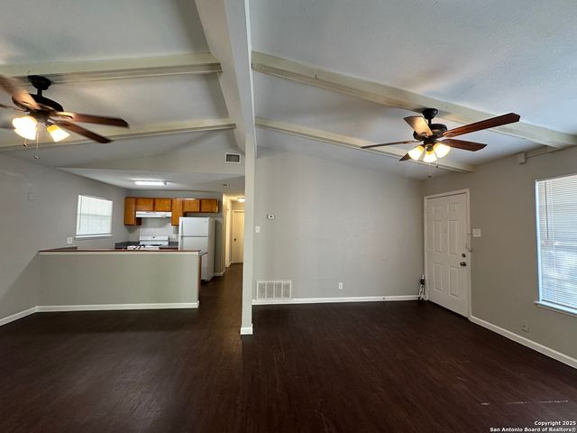 5127 VILLAGE GREEN, San Antonio, TX 78218