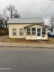 23 Burdick Avenue, Warrensburg, NY 12885