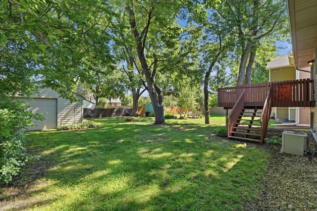 6812 44th Avenue N, Crystal, MN 55428