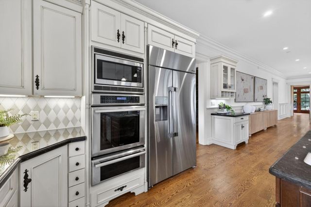 15 Jewell Place, Hillsborough, CA 94010