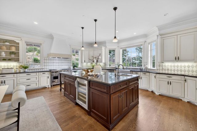 15 Jewell Place, Hillsborough, CA 94010