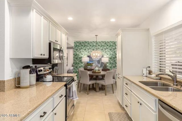 15849 N 49th Place, Scottsdale, AZ 85254
