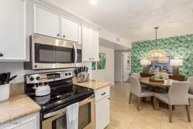 15849 N 49th Place, Scottsdale, AZ 85254
