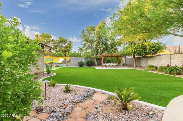 15849 N 49th Place, Scottsdale, AZ 85254
