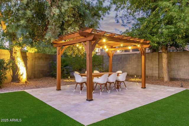 15849 N 49th Place, Scottsdale, AZ 85254