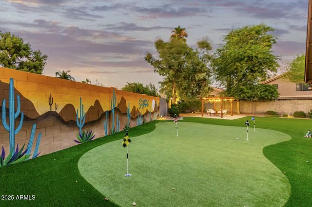 15849 N 49th Place, Scottsdale, AZ 85254