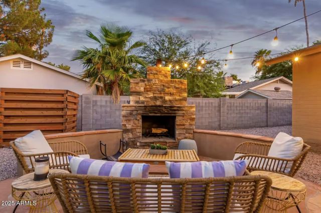 15849 N 49th Place, Scottsdale, AZ 85254