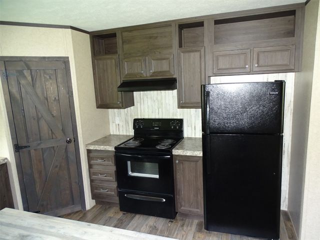 1123 Market Street, Tye, TX 79563