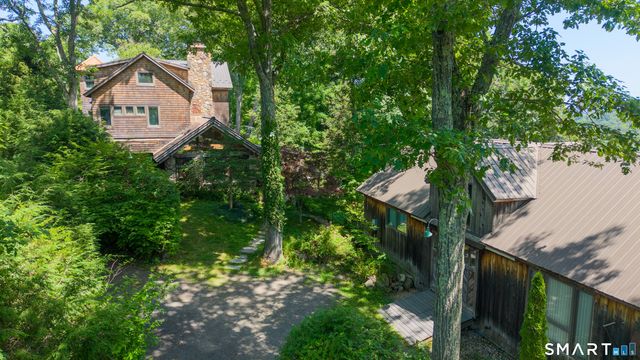 29 Old Forty Acre Mountain Road, Danbury, CT 06811