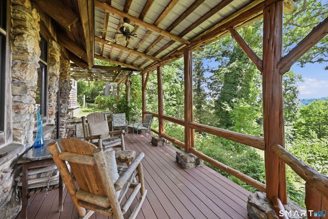 29 Old Forty Acre Mountain Road, Danbury, CT 06811