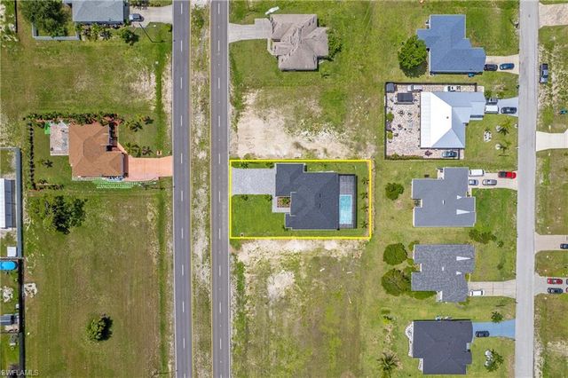 2422 Nelson RD N, Cape Coral, FL 33993