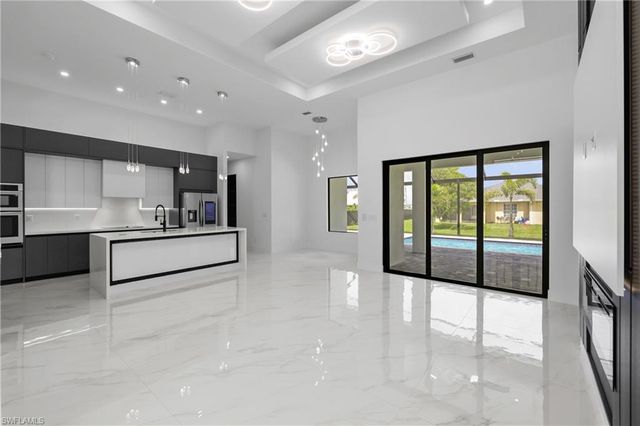 2422 Nelson RD N, Cape Coral, FL 33993