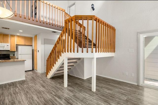 1748 Ohlen RD 42, Austin, TX 78757