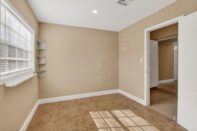 19807 Arizona Ct, Boca Raton, FL 33434