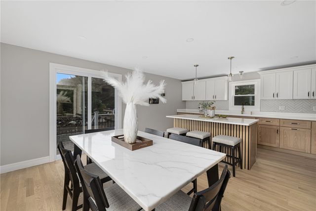 63 Aspen Road, South Kingstown, RI 02879