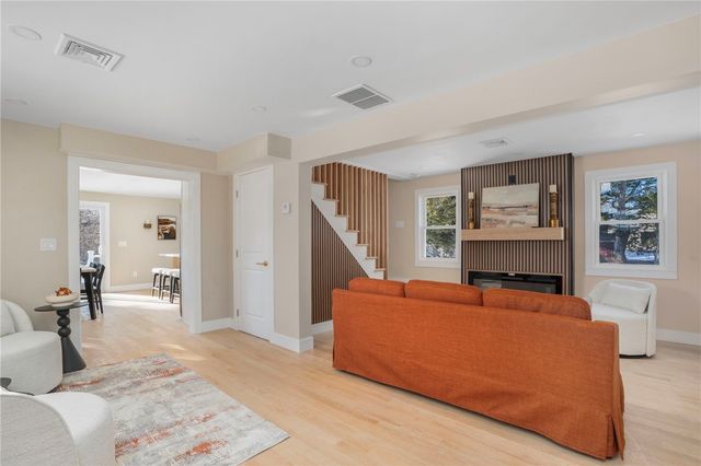 63 Aspen Road, South Kingstown, RI 02879