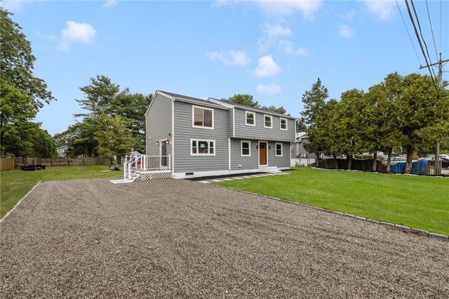 63 Aspen Road, South Kingstown, RI 02879