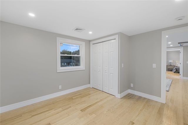 63 Aspen Road, South Kingstown, RI 02879