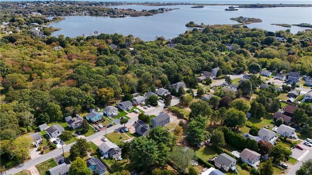 63 Aspen Road, South Kingstown, RI 02879