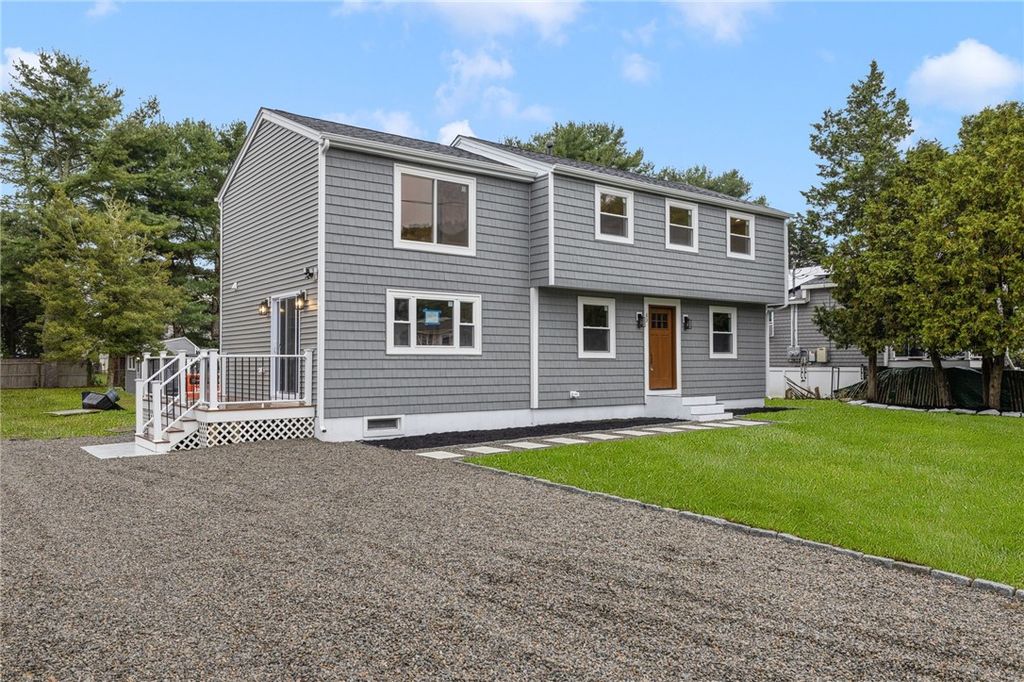 63 Aspen Road, South Kingstown, RI 02879