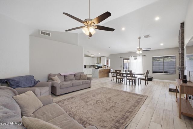 663 E JASMINE Circle, Mesa, AZ 85203