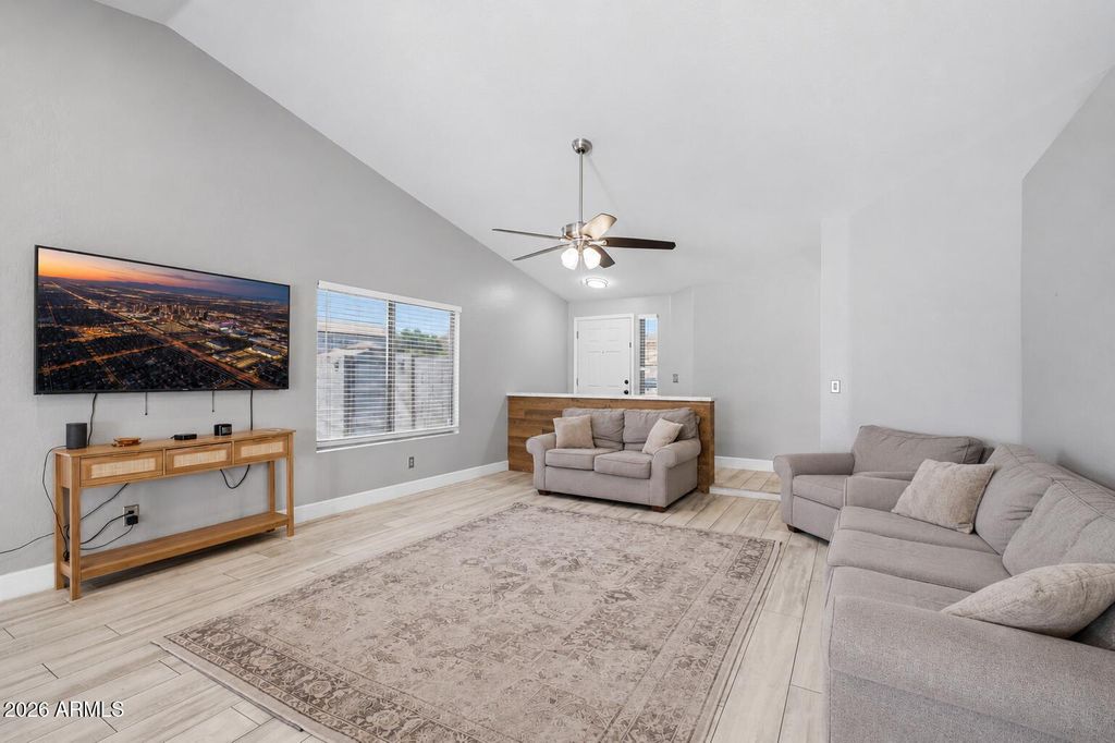 Image 3 of property listing at 663 E JASMINE Circle, Mesa, AZ 85203