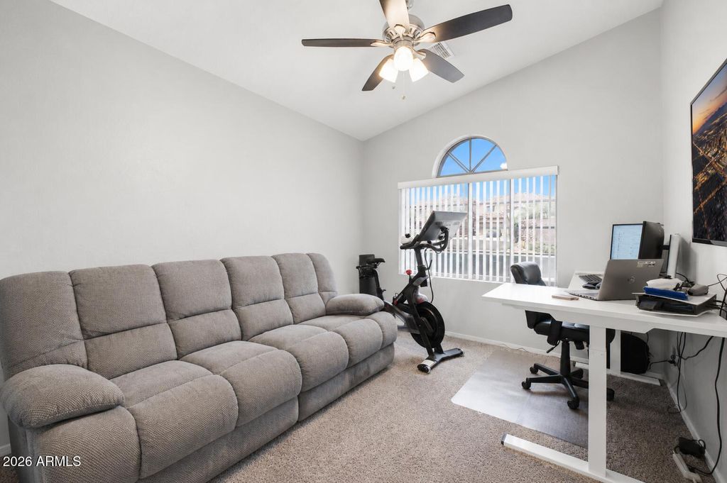 Image 9 of property listing at 663 E JASMINE Circle, Mesa, AZ 85203
