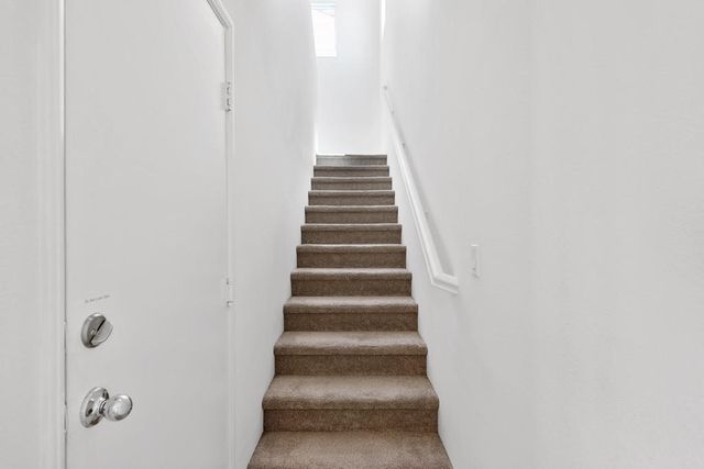 601 Calle Vibrante, Palm Desert, CA 92211