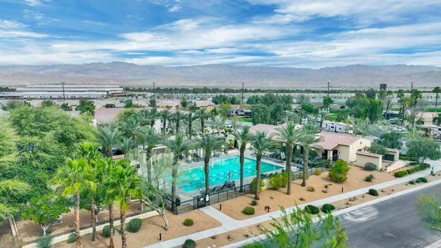 601 Calle Vibrante, Palm Desert, CA 92211