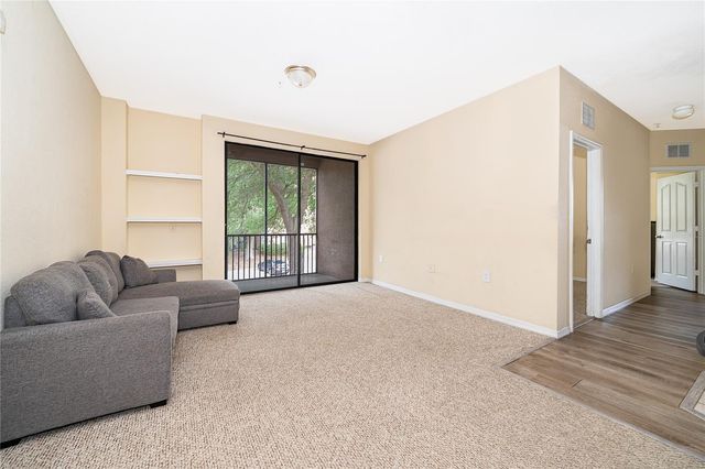 6141 METROWEST BOULEVARD 201, Orlando, FL 32835