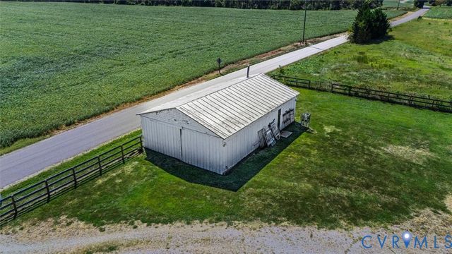 19370 Alps Dr, Milford, VA 22514