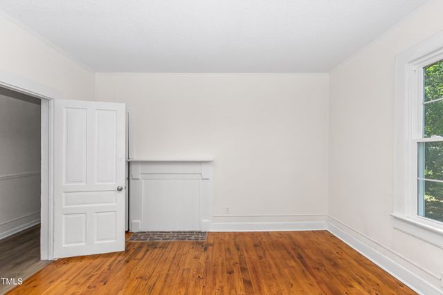 726 W M Street, Erwin, NC 28339