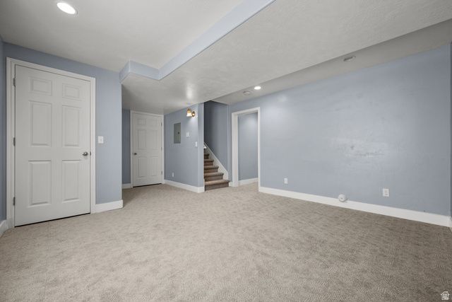 5196 W DOVE CREEK LN, West Jordan, UT 84081