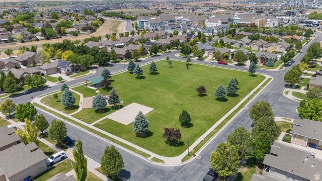 5196 W DOVE CREEK LN, West Jordan, UT 84081