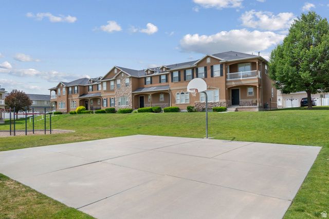 5196 W DOVE CREEK LN, West Jordan, UT 84081