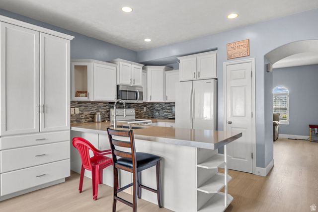 5196 W DOVE CREEK LN, West Jordan, UT 84081