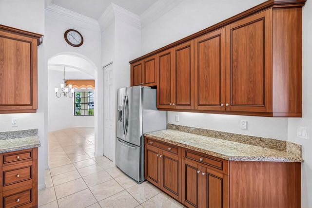 6880 Antinori Lane, Boynton Beach, FL 33437