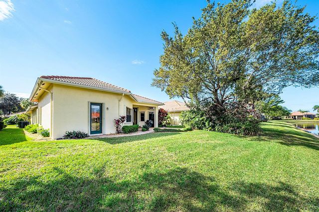 6880 Antinori Lane, Boynton Beach, FL 33437