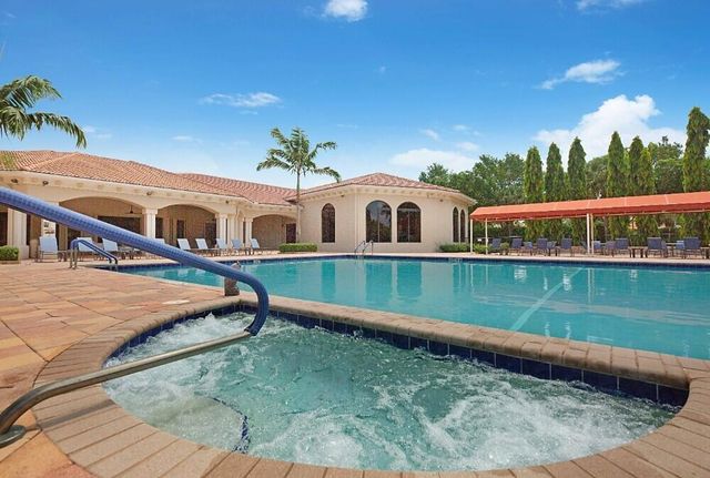 6880 Antinori Lane, Boynton Beach, FL 33437