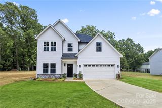 205 Henderson Circle, Harrisburg, NC 28075