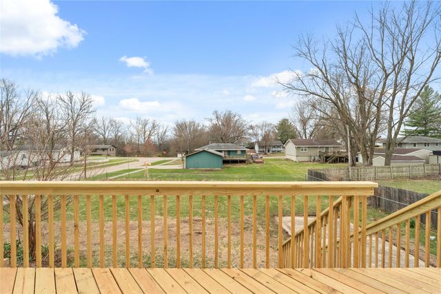 1901 W 4th Avenue, Indianola, IA 50125