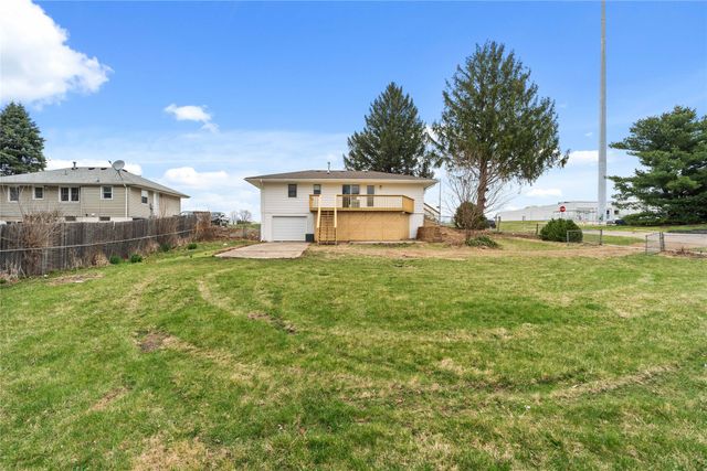 1901 W 4th Avenue, Indianola, IA 50125