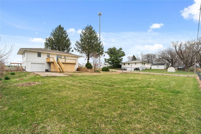 1901 W 4th Avenue, Indianola, IA 50125